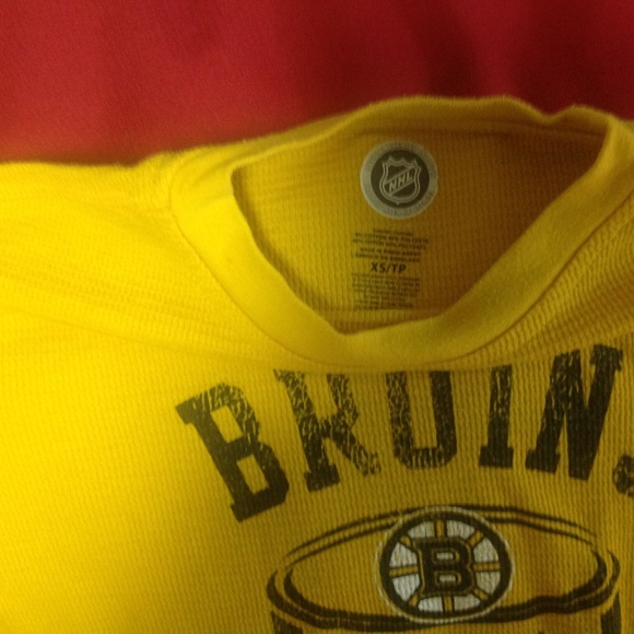 NHL Boston Bruins shirt - Picture 2 of 2